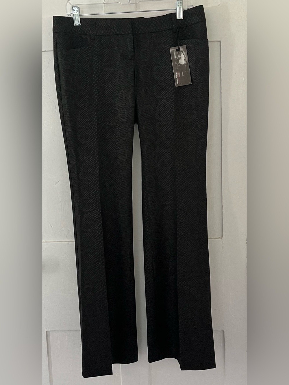 NWT Express Stylist Dress Pants in Black Python * Womens’ 8